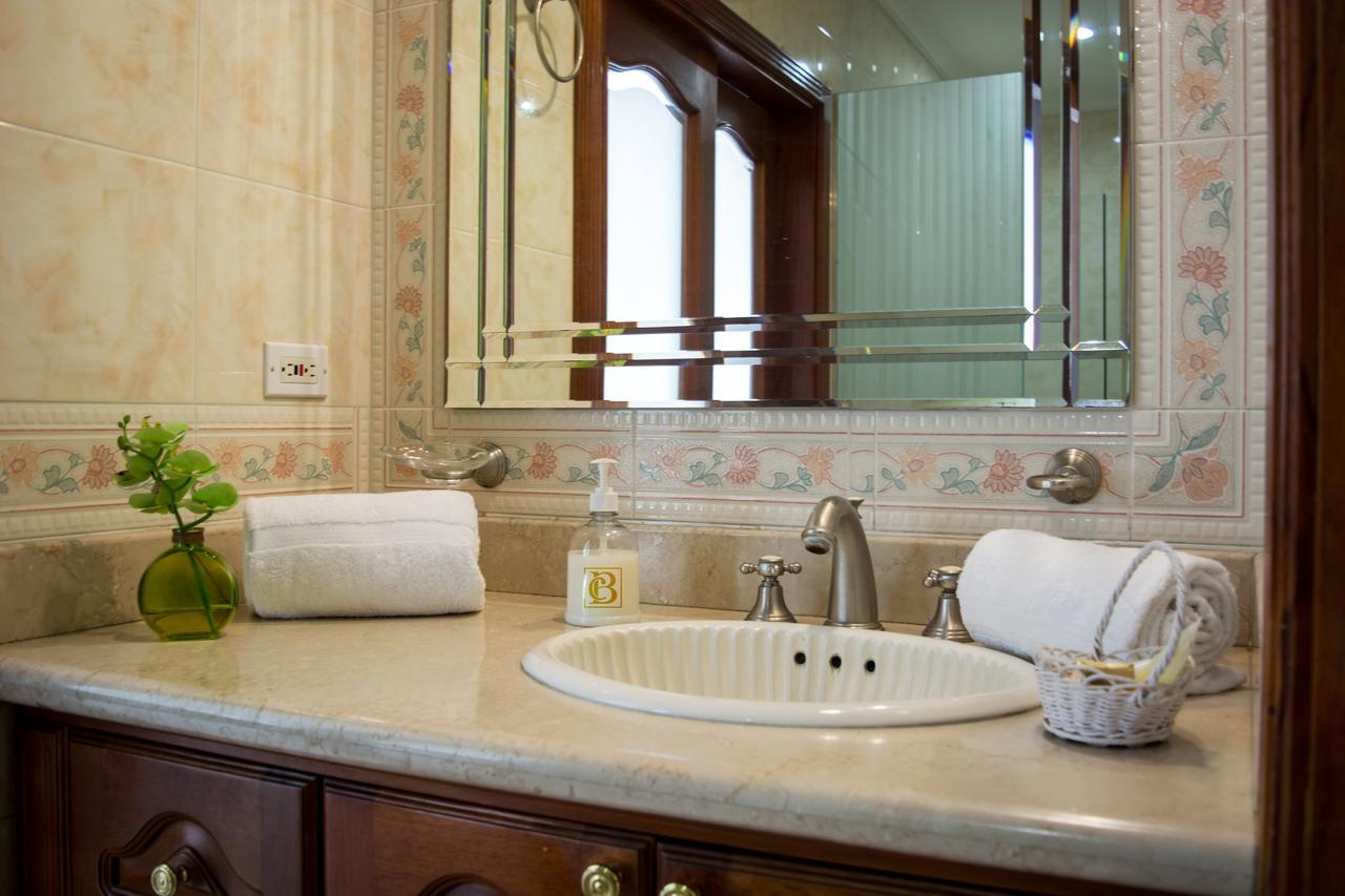 Casa Bella Suites 칼리 외부 사진